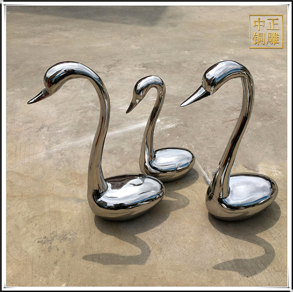 不銹鋼天鵝雕塑.jpg 不銹鋼天鵝雕塑.jpg
