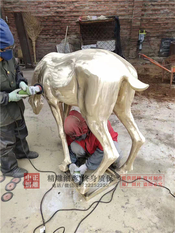 室外純銅鹿.jpg 室外純銅鹿.jpg