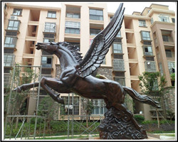 銅雕飛馬 銅雕飛馬
